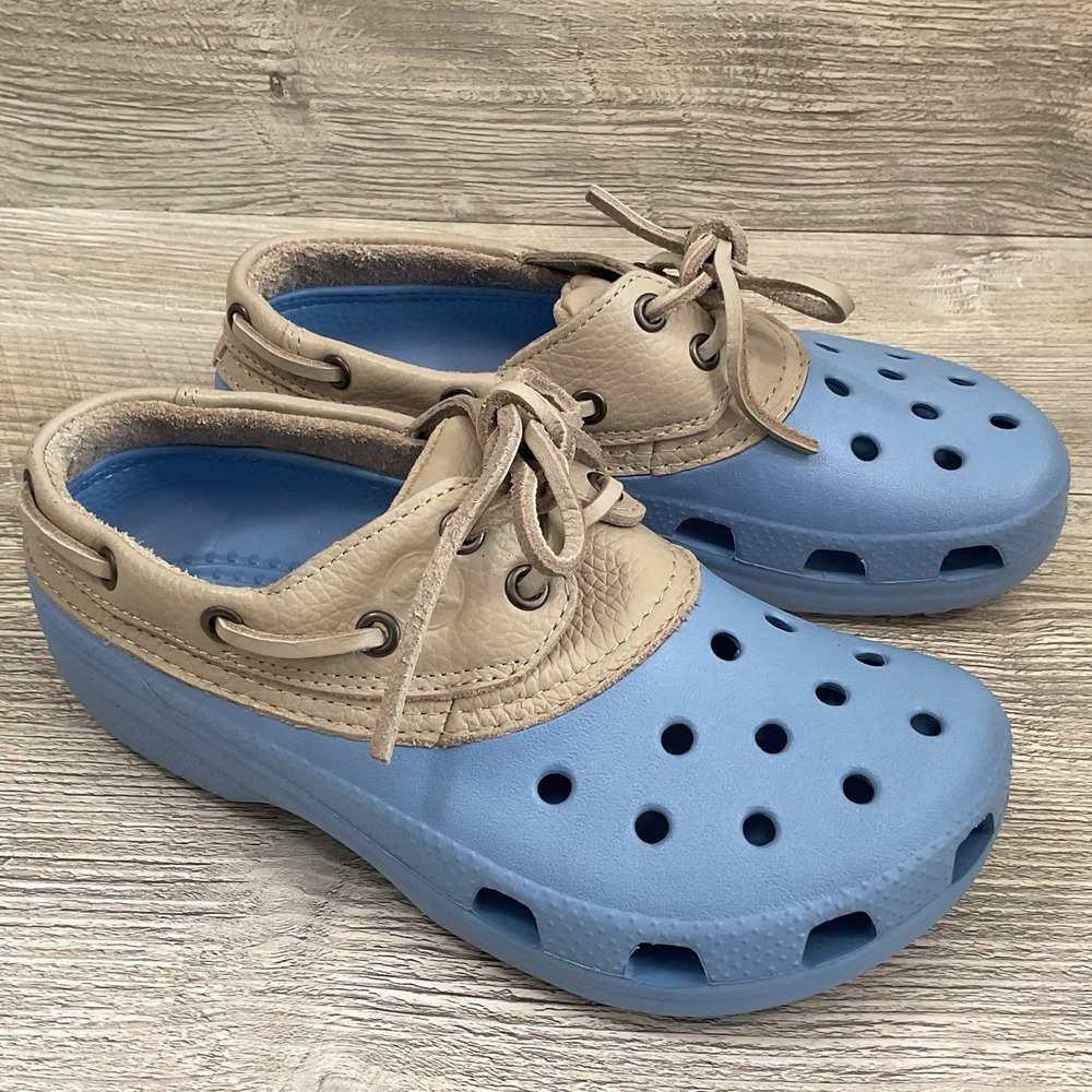 Crocs Islander Leather Outdoor Washable Boat Shoes Blue Biege Women's Size 6 NEW